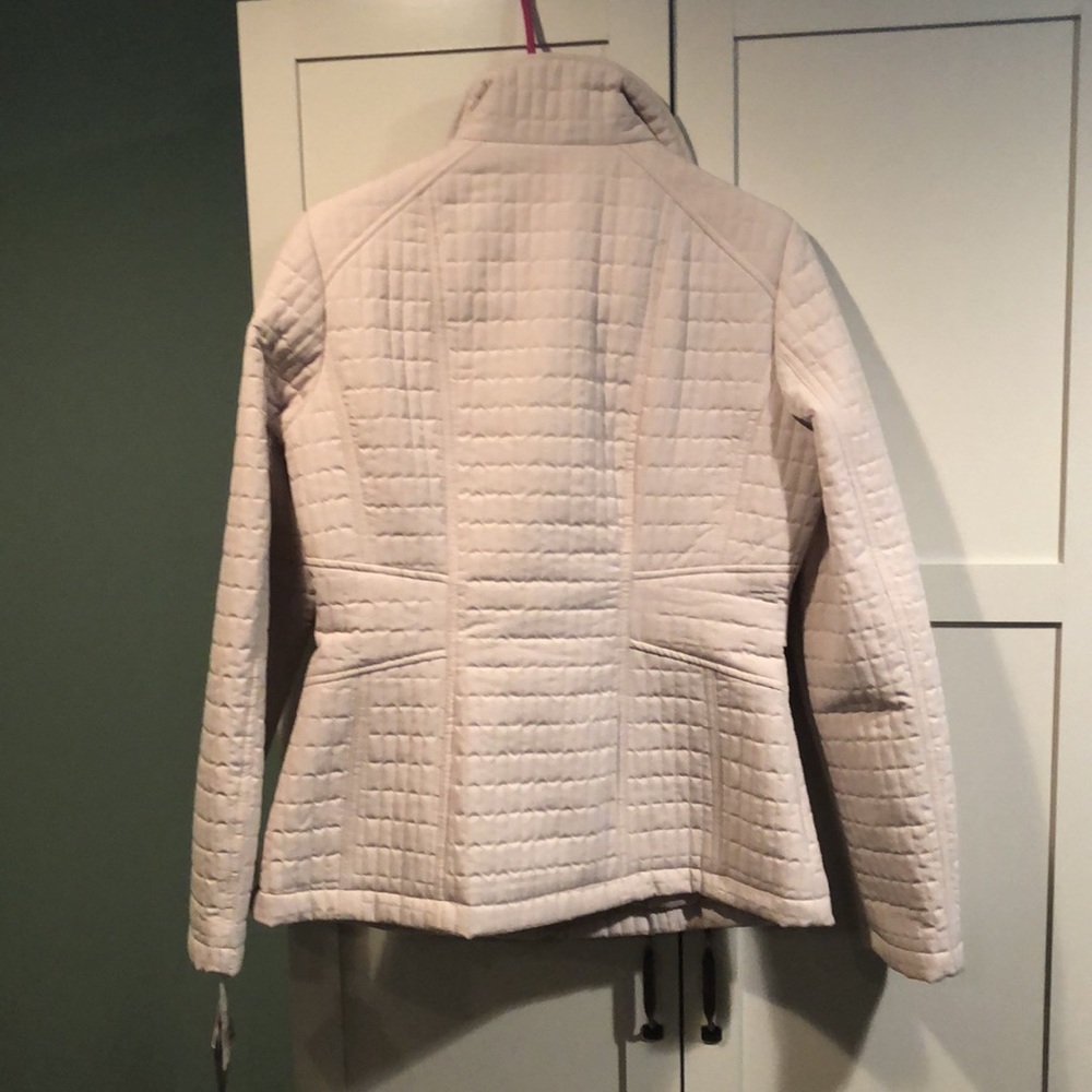 Small Jacket - Picture 2 of 5